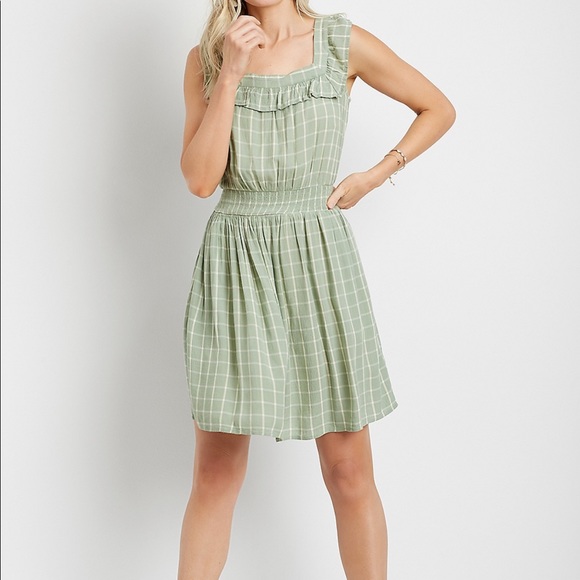 Maurices Dresses & Skirts - 🌶 ✨$3 SALE!! ✨🌶 Light Green plaid ruffle trim dress